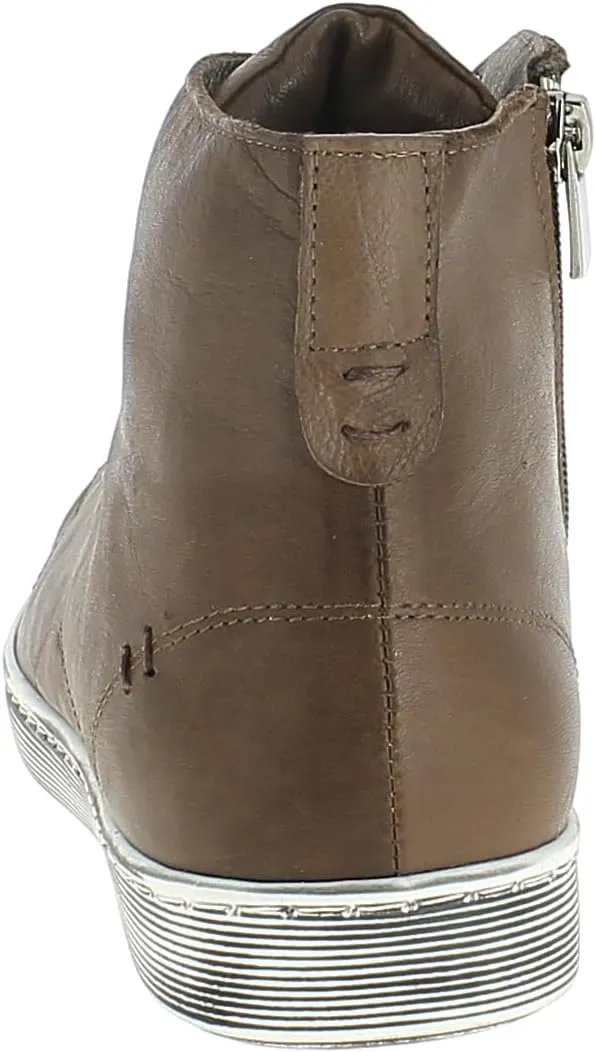 Andrea Conti Women's Low-Top Sneakers