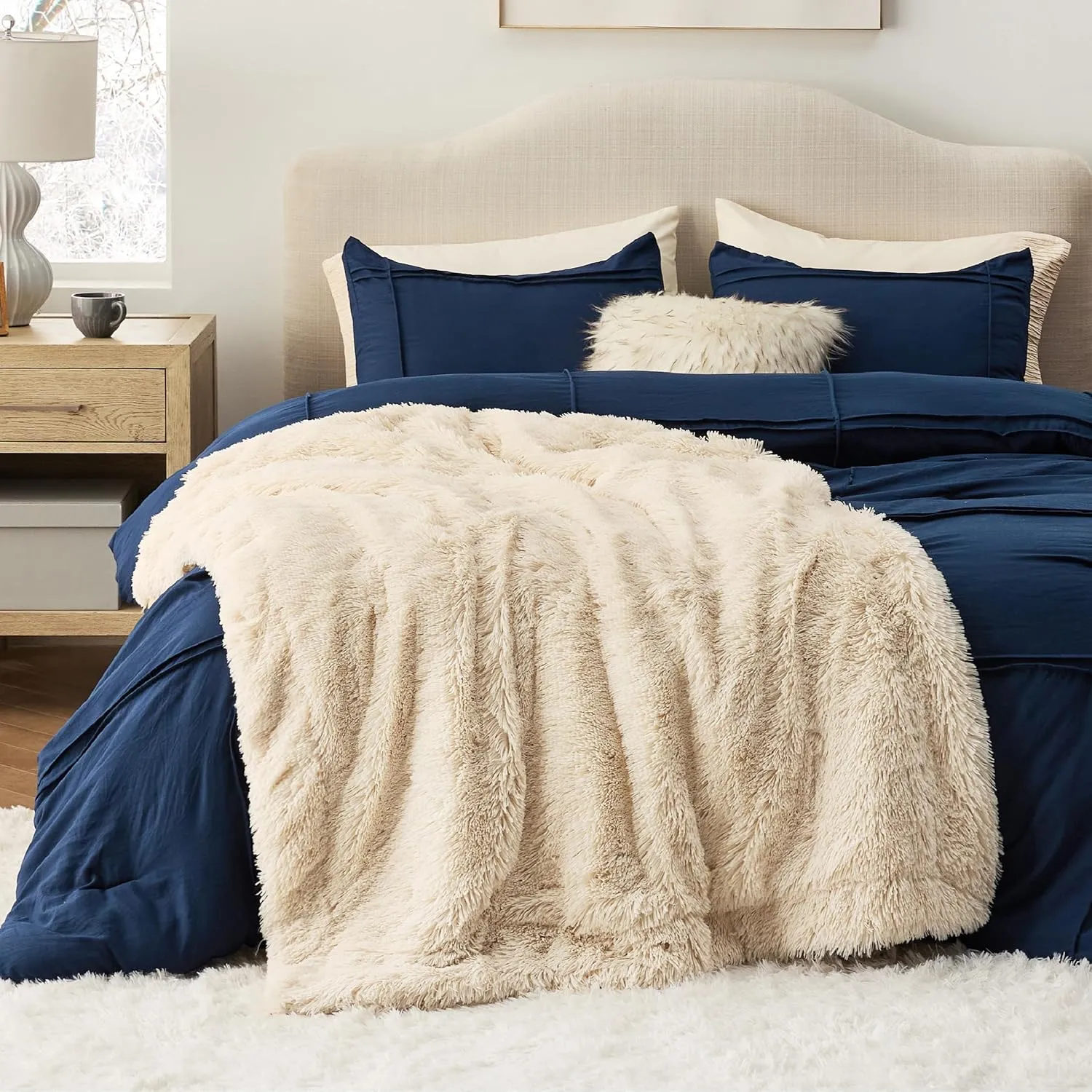 Bedsure Fluffy Beige Throw Blanket Gifts for Women, Kids, Soft Fleece Cozy Fuzzy Sherpa Plush Warm Minky Thick Faux Fur Throws for Couch, Bed, Beige Decor House Blanket Gifts for Mom Dad, 50x60