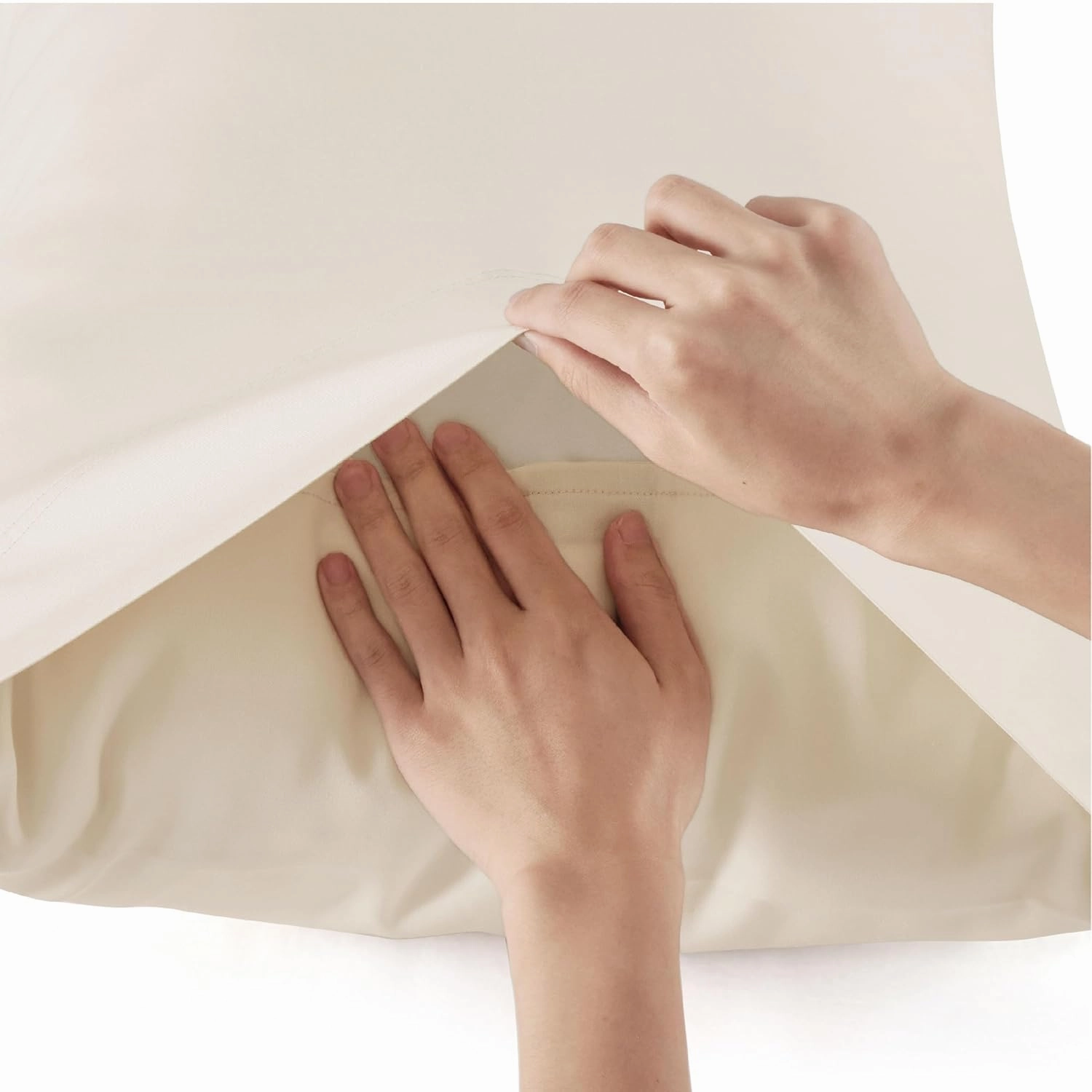 Bedsure Queen Sheet Set, Cooling Sheets for Queen Size Bed Set, Rayon Derived from Bamboo, Breathable & Soft Deep Pocket, Hotel Luxury Silky Bedding, Bedsheet & Pillowcases, Light Beige