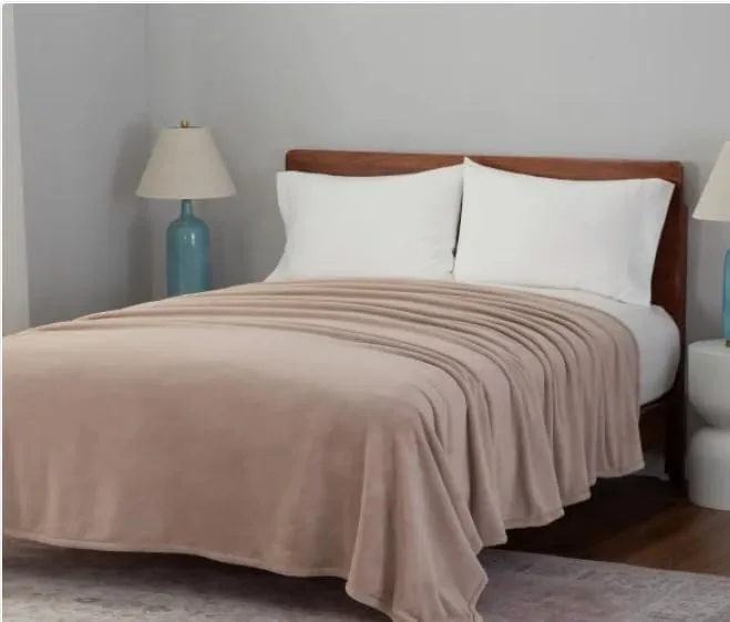 Berkshire Life LuxeLoft Blanket (Beige, Twin)