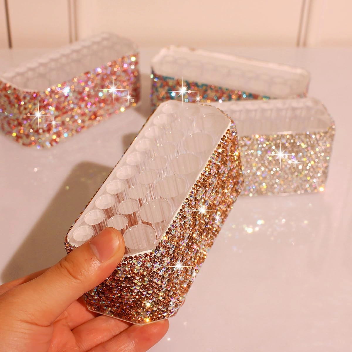 Bling Acrylic 26-Slot Makeup Brush and Pen Organizer Display Stand for Eyebrow Pencils, Ballpoint Pens, Eyeliners, and More. Please write 5-point description (Gold)