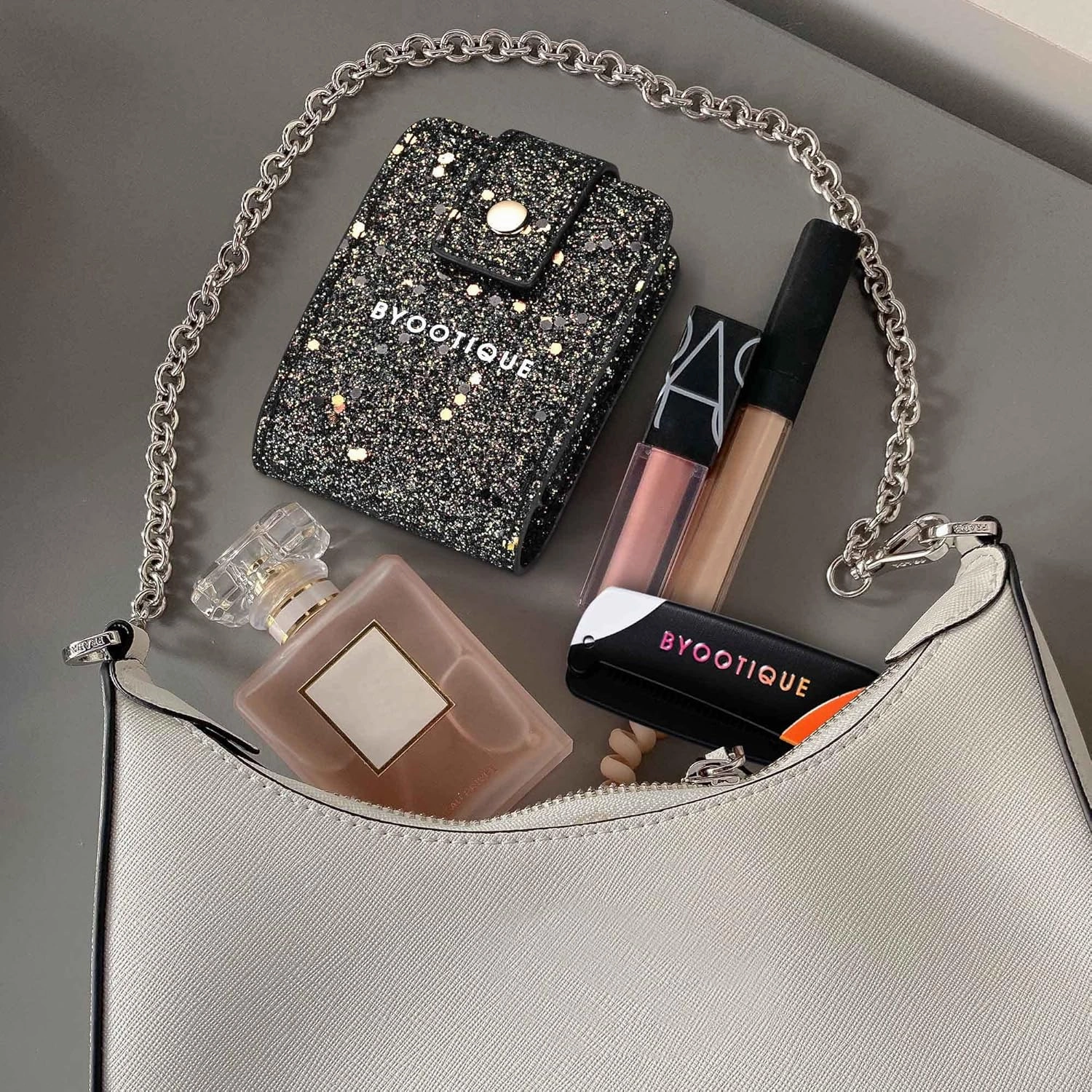 BYOOTIQUE Makeup Lipstick Case with Mirror Portable Lip Gloss Cosmetic Pouch Lipstick Holder Makeup Organizer Makeup Bag for Purse Mini Bag Travel, Glitter Black