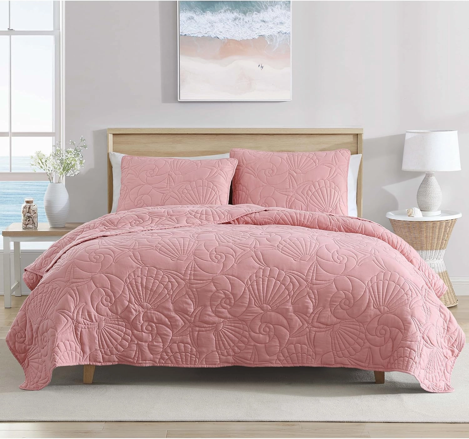 CARIBBEAN JOE King Outlined Shell 3-Piece Quilt Set, Coastal Beach Design Bedding, Coral