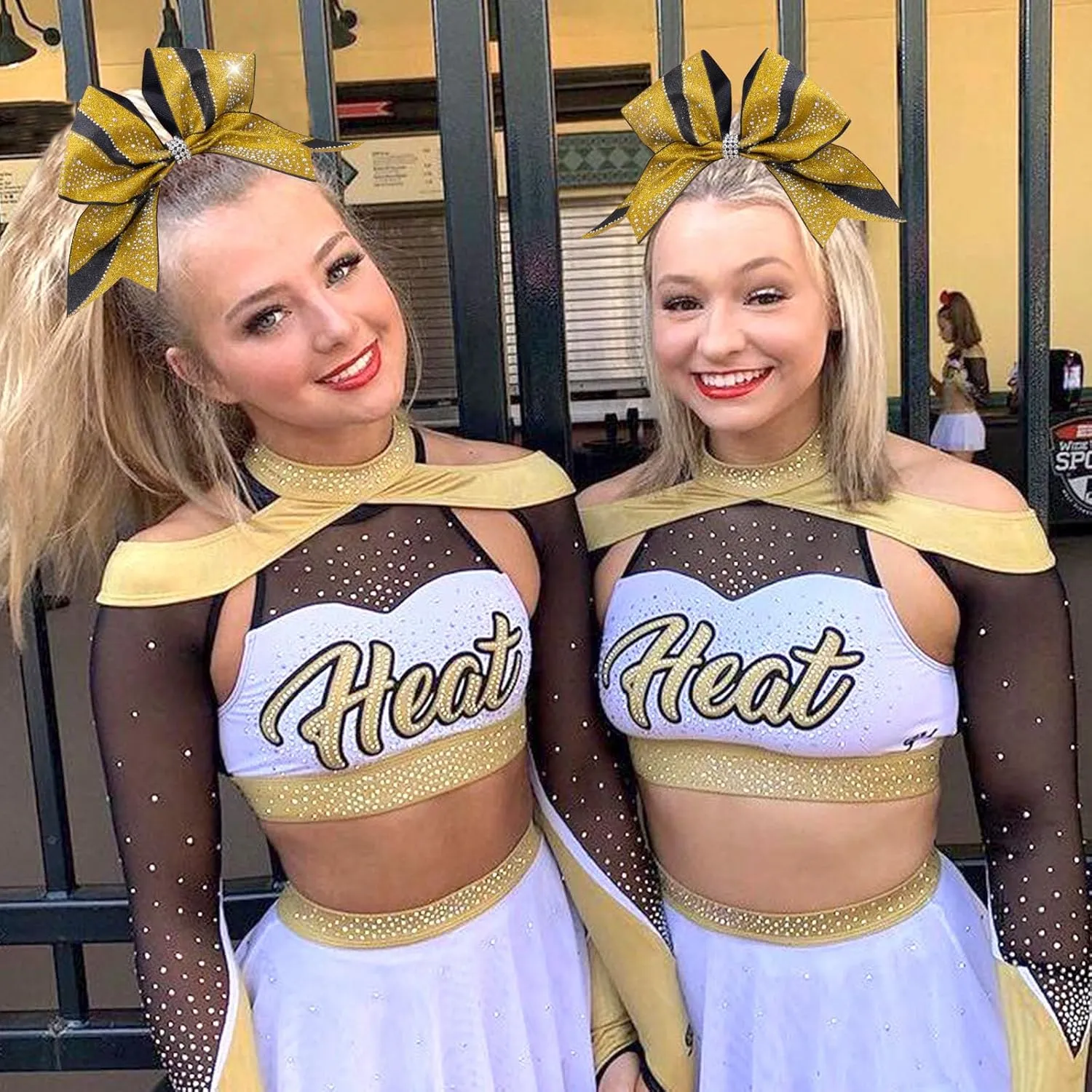 CN 6PCS Glitter Cheer Bows for Cheerleaders, Gold Sparkly Large Hair Bows for Girls Cheerleading with Elastic Hair Ties，Cheer Hair Accessories for Softball Competition School Spirit