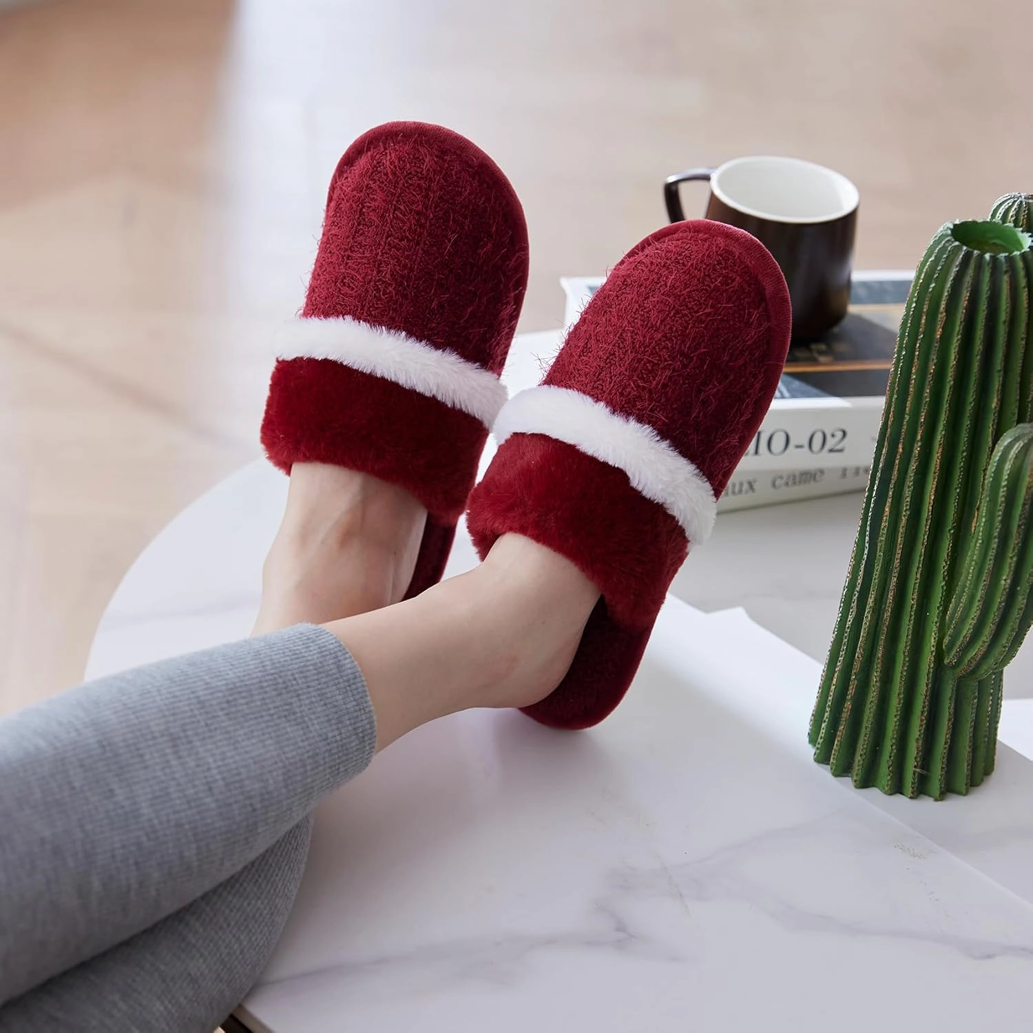 Cozy Slippers for Women Indoor and Outdoor Fuzzy House Shoes with Memory Foam Anti-Skid Sole Gifts for Women Mom Ladies