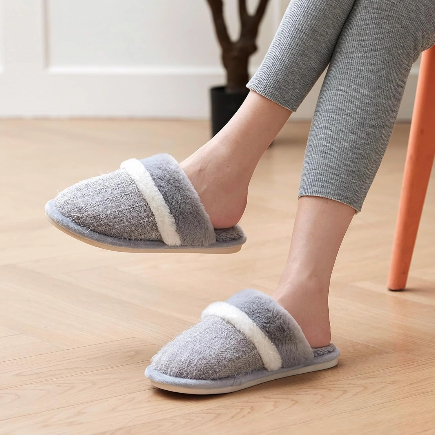 Cozy Slippers for Women Indoor and Outdoor Fuzzy House Shoes with Memory Foam Anti-Skid Sole Gifts for Women Mom Ladies