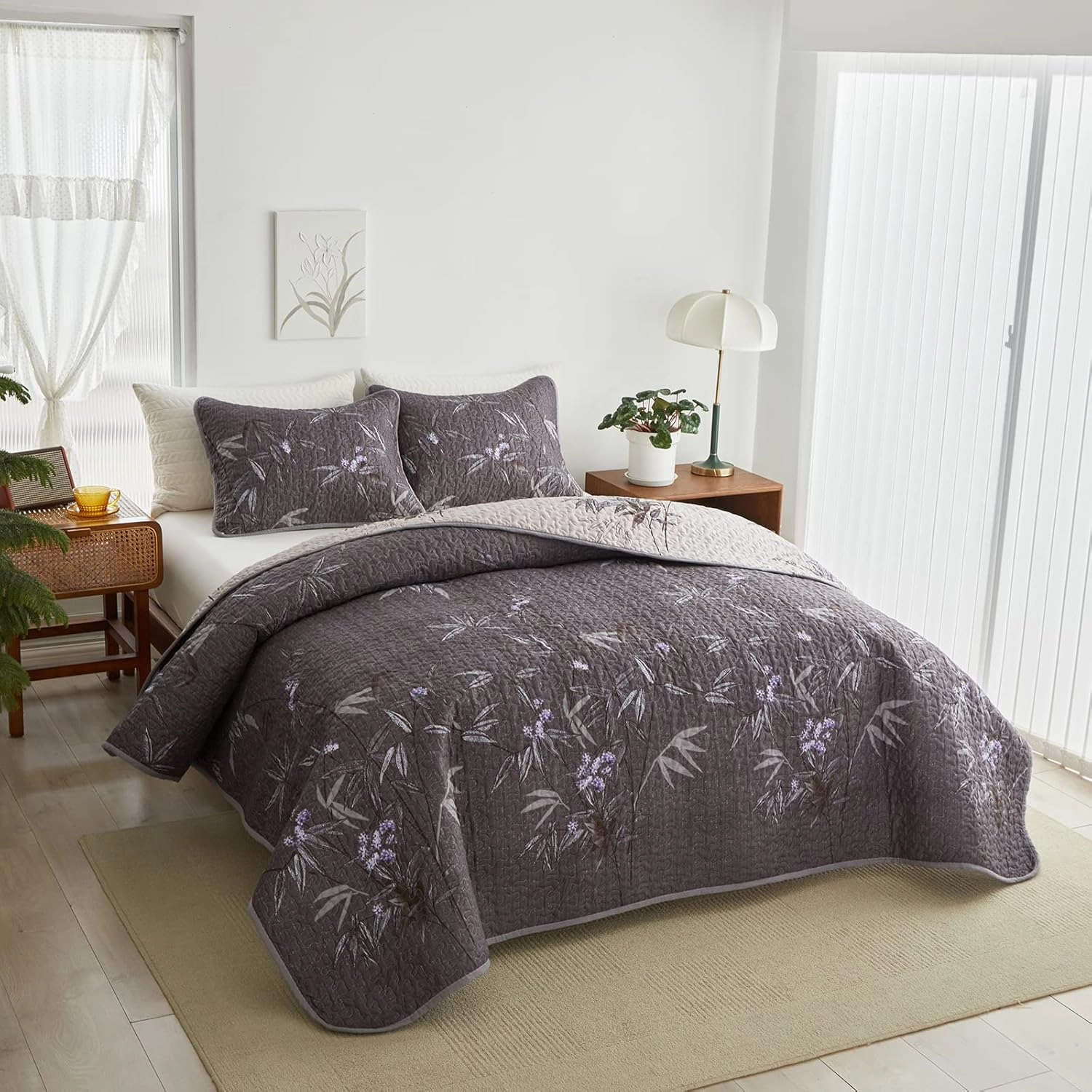 Flysheep Quilt Set 2 Pieces Twin Size, Black Leaves Botanical Design Reversible Bedspread Coverlet Set, Soft Microfiber Lightweight Bed Cover for Kids (68" x 86", 1 Quilt  1 Pillow Sham)
