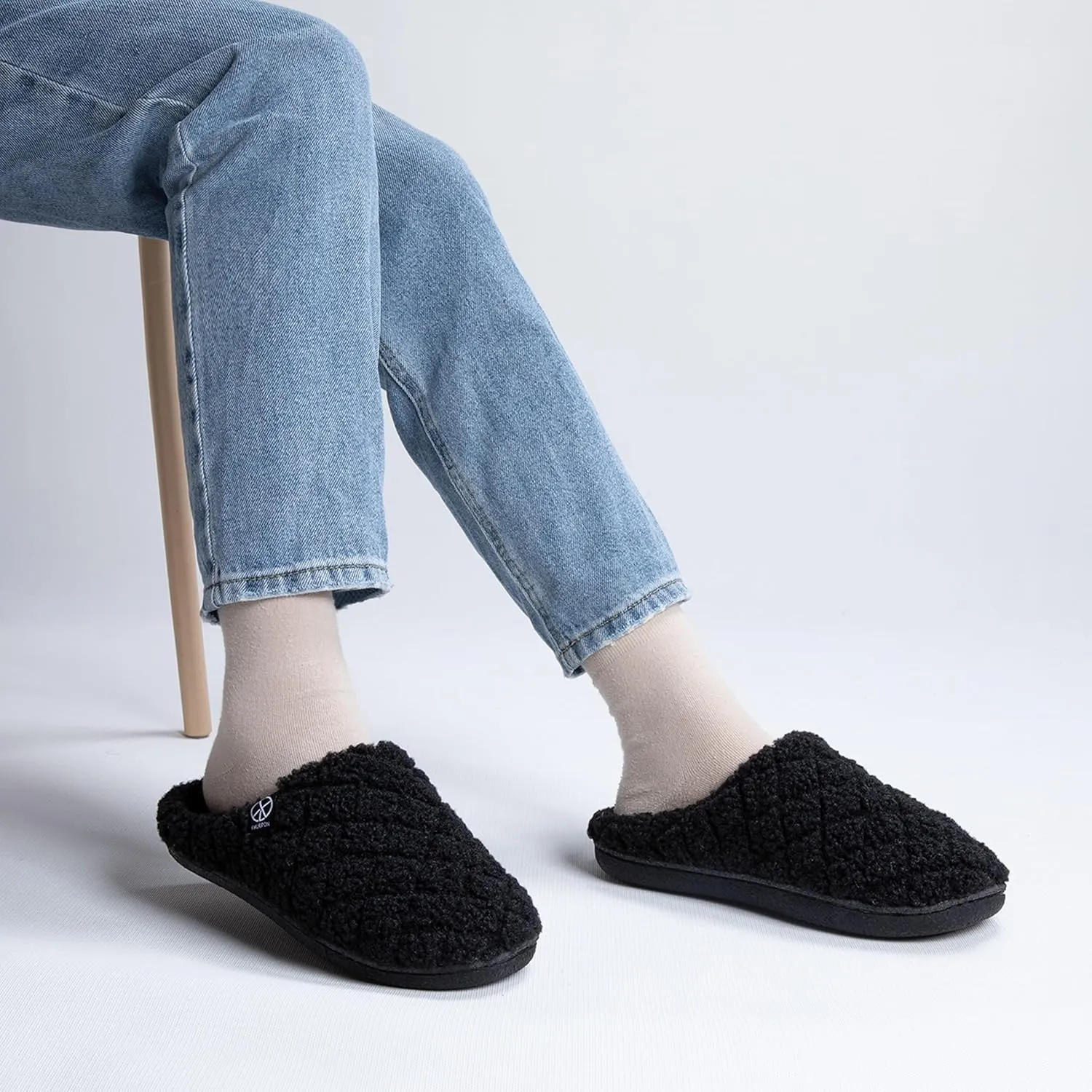 House Slippers for Women Memory Foam Slippers Cozy Lightweight House Shoes for Indoor Outdoor