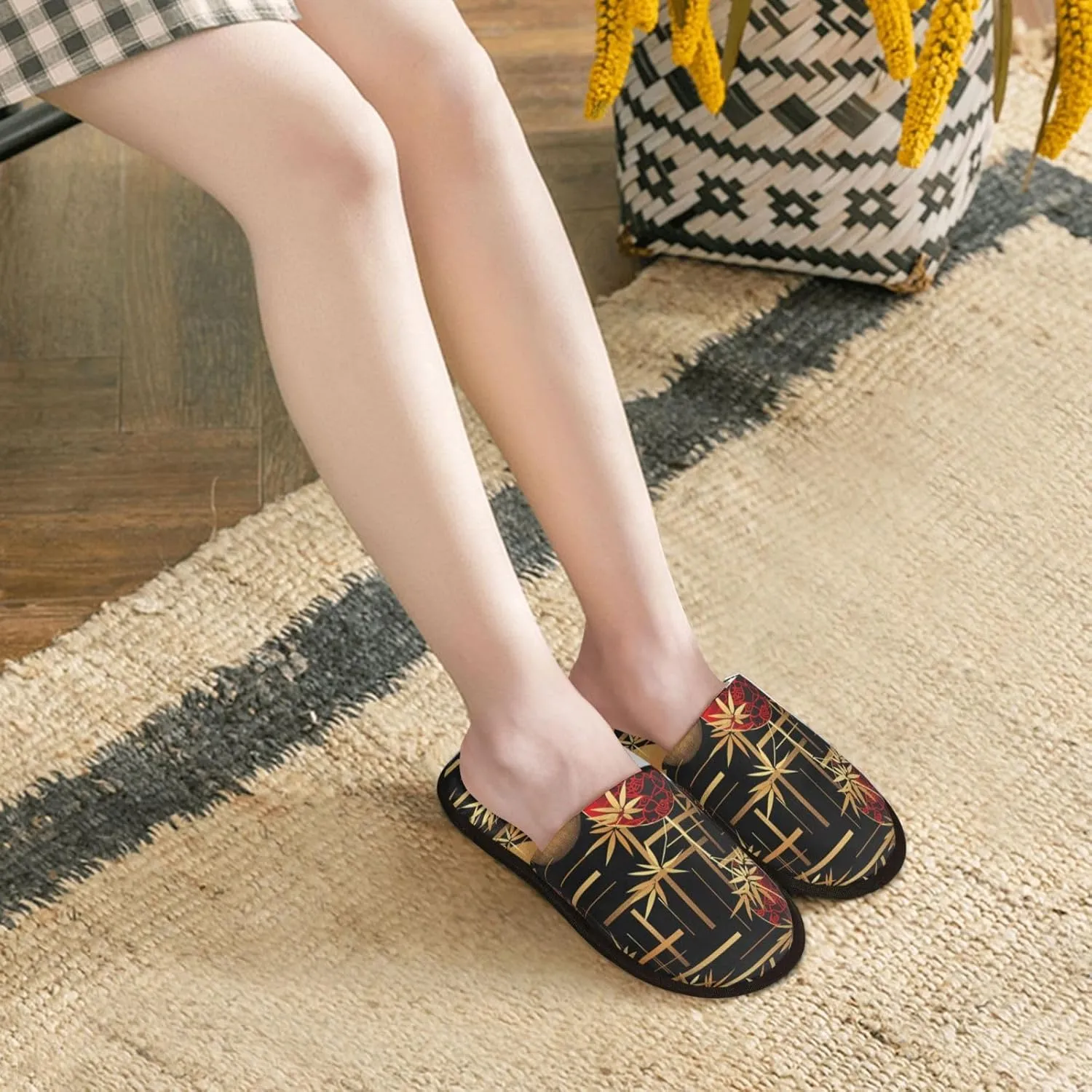 House Slippers For Women Men Fuzzy House Shoes Non-Slip Spa Slippers Winter Warm Ladies Slippers For Indoor Outdoor