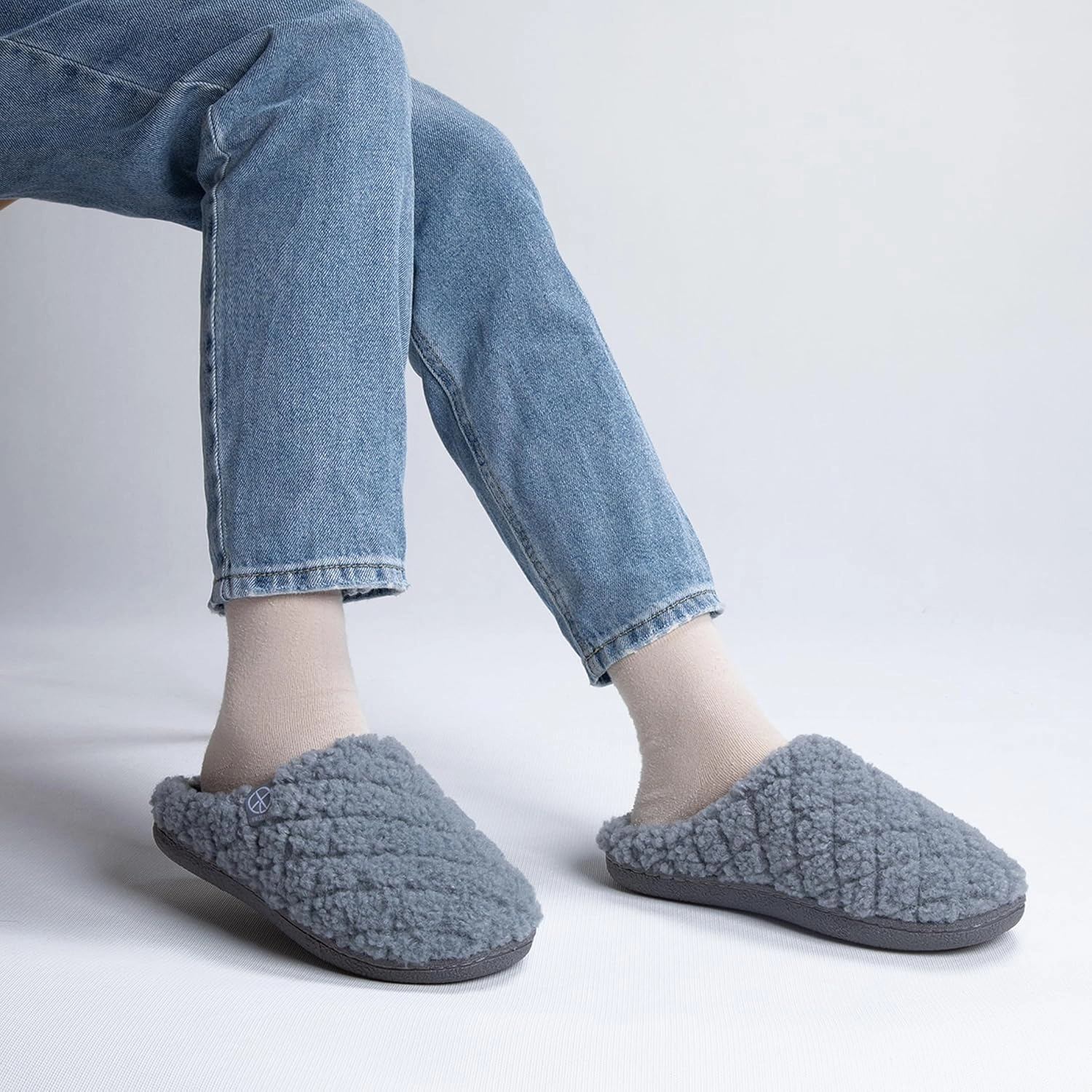 House Slippers for Women Memory Foam Slippers Cozy Lightweight House Shoes for Indoor Outdoor