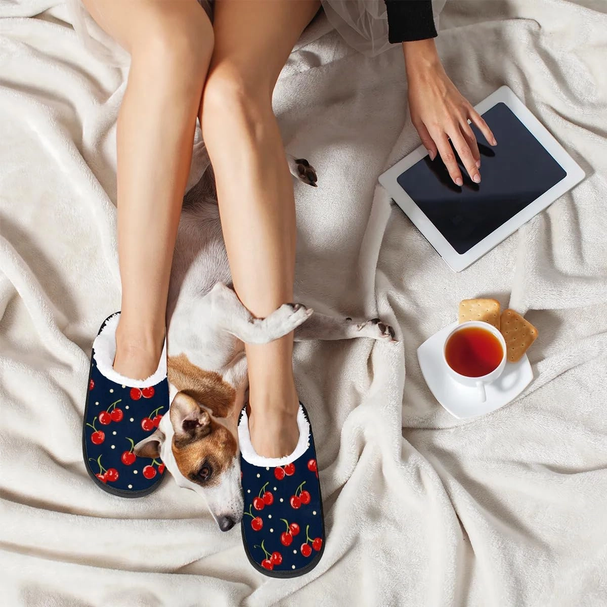 House Slippers for Women Men Cozy Slippers with Non-slip Sole Indoor House Shoes Warm Plush Slippers for Home Bedroom Travel