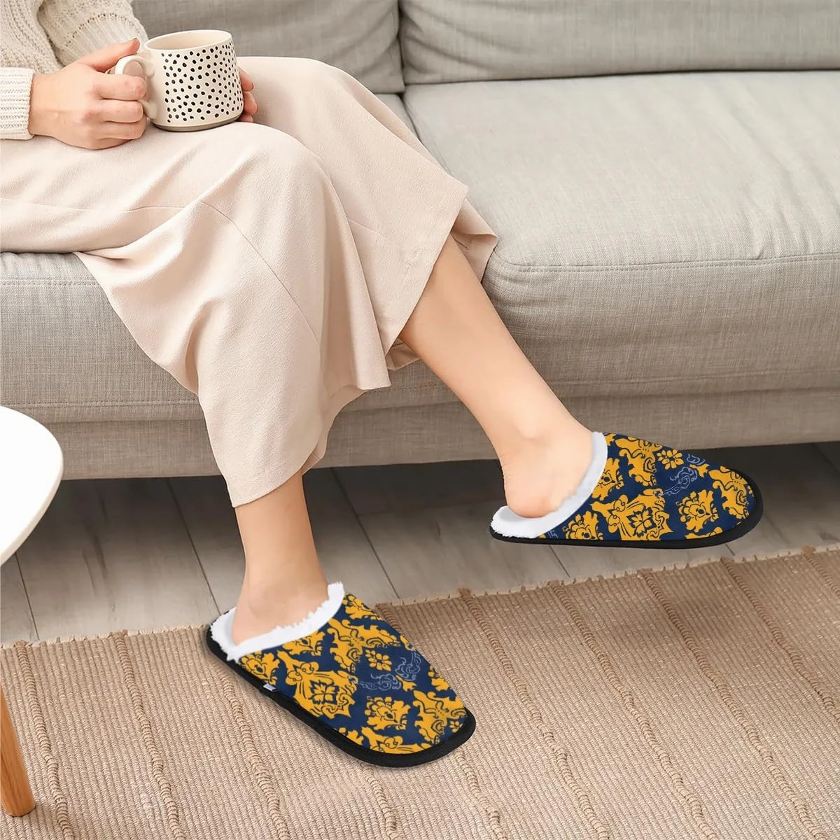House Slippers for Women Men Cozy Slippers with Non-slip Sole Indoor House Shoes Warm Plush Slippers for Home Bedroom Travel