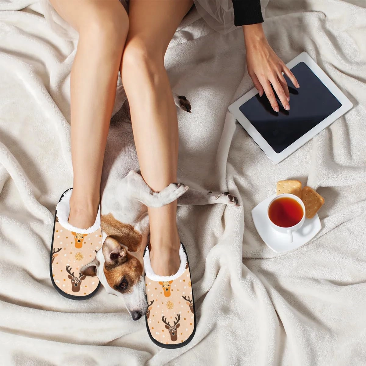 House Slippers for Women Men Cozy Slippers with Non-slip Sole Indoor House Shoes Warm Plush Slippers for Home Bedroom Travel