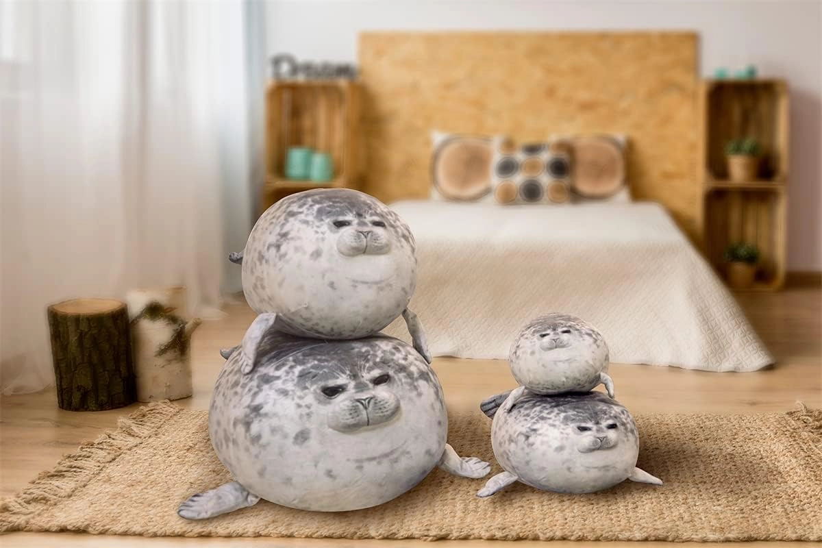 KOWAKA Cute Blob Seal Pillow, Soft Chubby Hug Stuffed Cotton Animal Plush Pillow Toy ( White L 60cm)