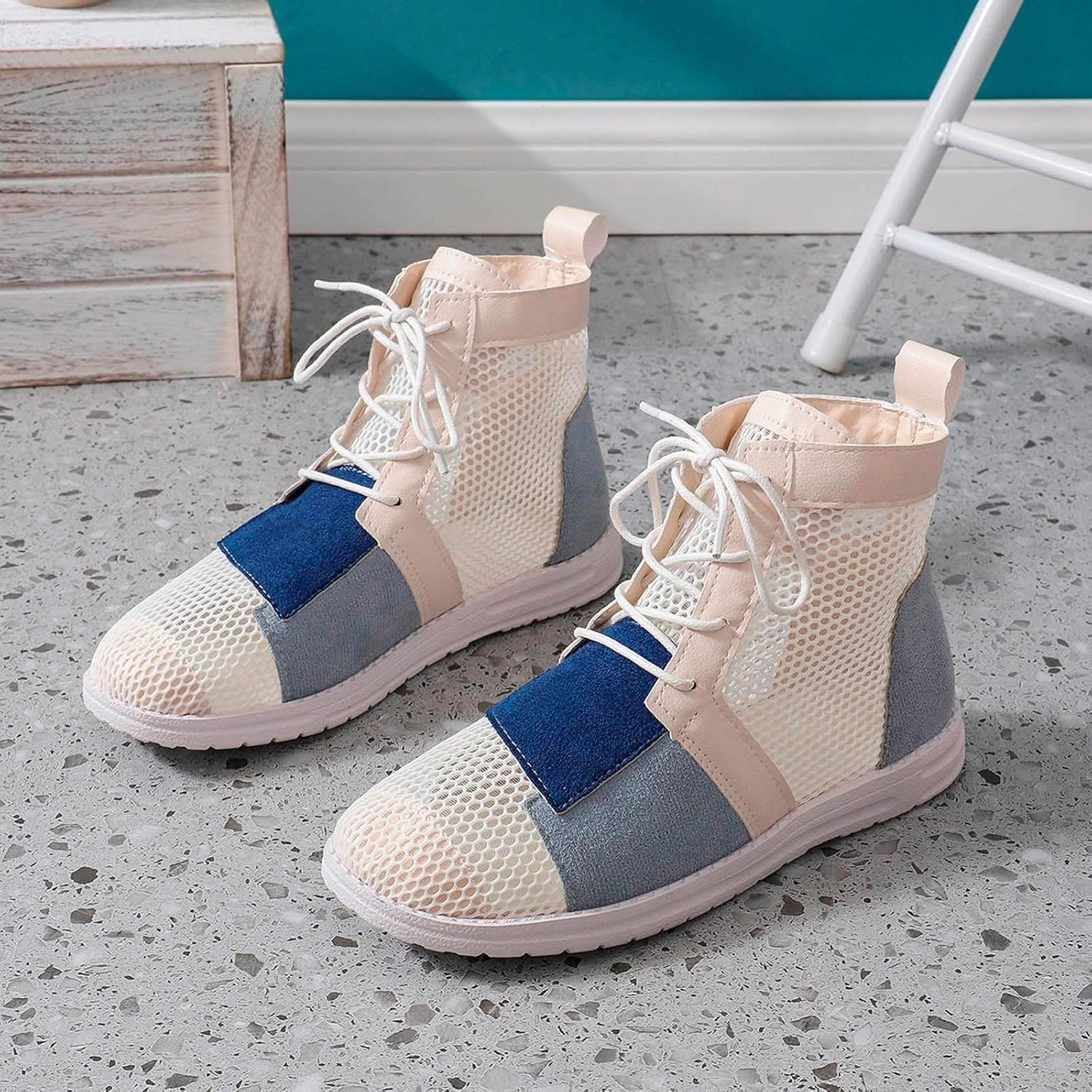 Ladies Fashion Solid Lace Up Comfortable Ventilation Thick Soled Casual Sports Shoes Wide Fit Mens Dress Shoes