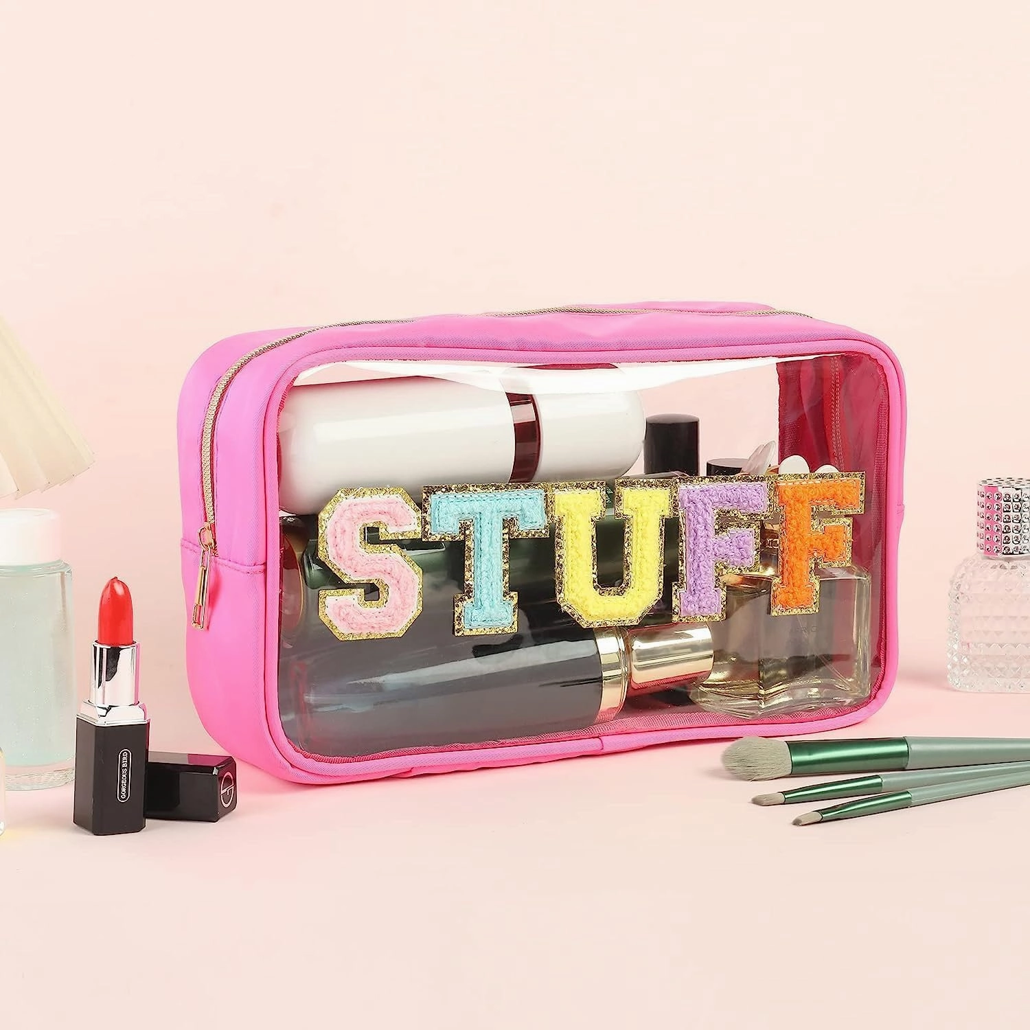 Large Clear Chenille Letters Makeup Bag for Travel,Beach, Clear Glitter Preppy Patch Stuff Cosmetic Bag,Clear Toiletry Stuff Pouch for Women for Valentines Day Gifts (10.62*6.29*3.54 inch,Pink)
