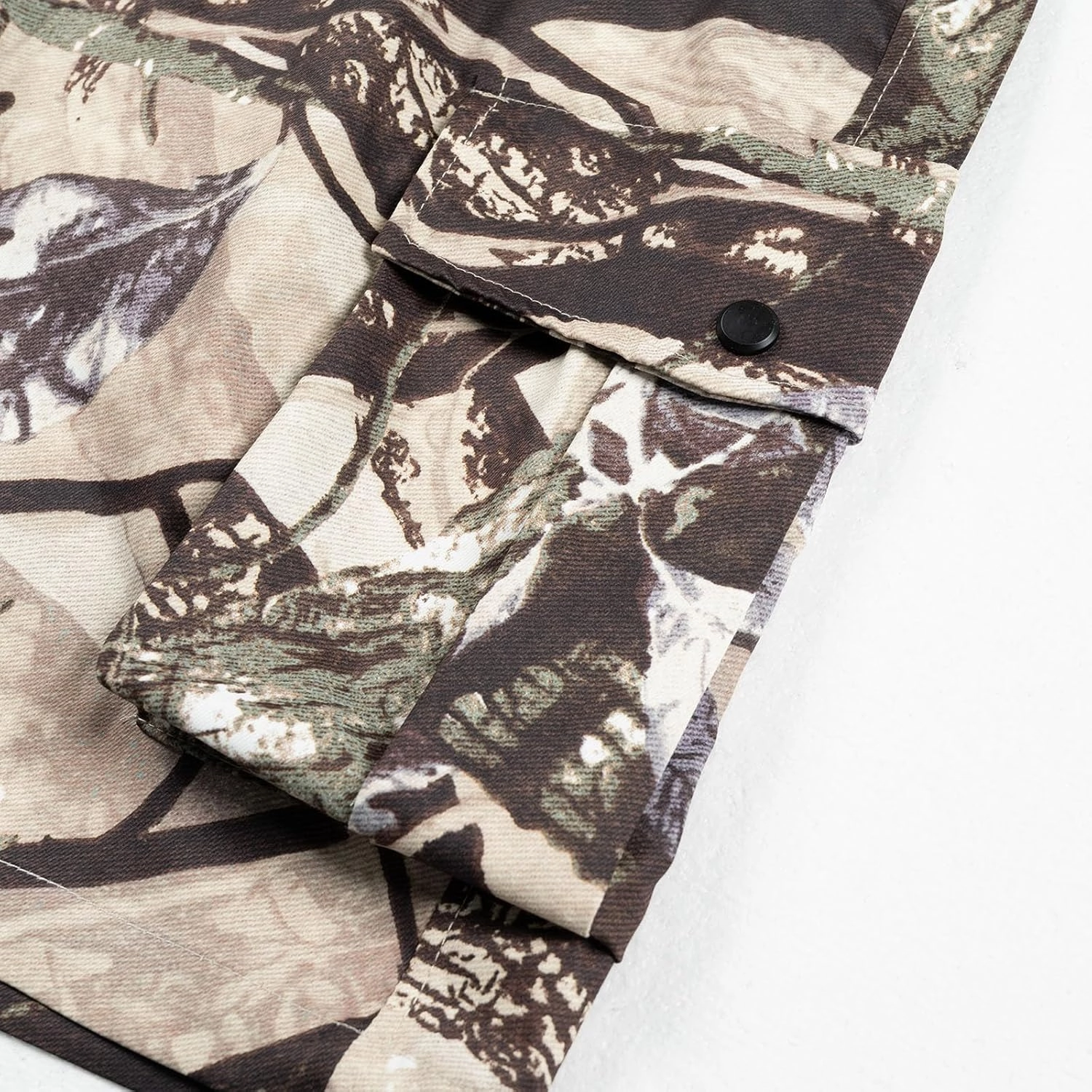 Lastesso Mens Shorts Camo Summer Hiking Shorts Waist Pleated Belted Shorts with Pockets Training Running Jogger Pants