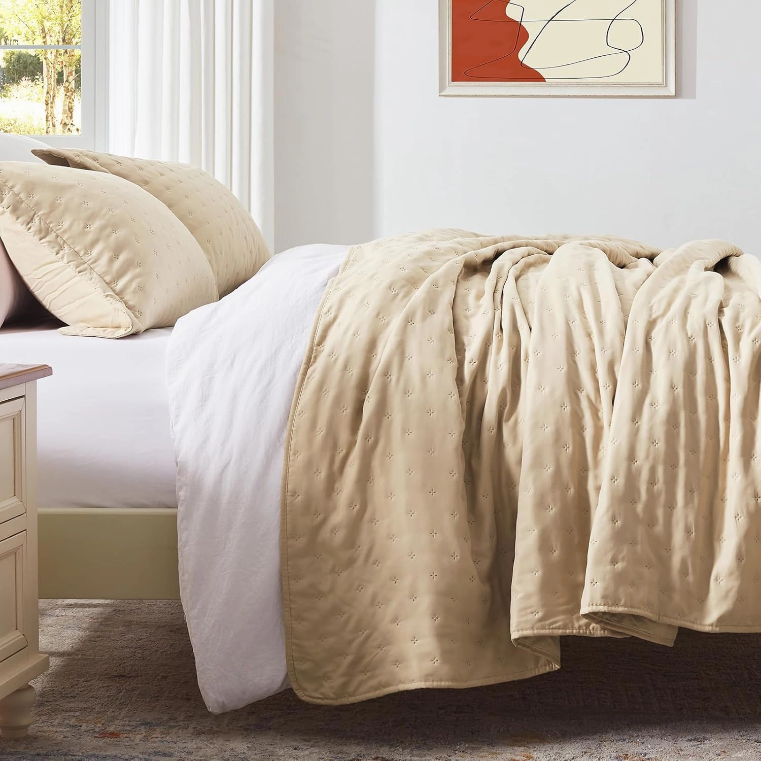 LEAONME Quilt Set King Size 3 Pieces,Lightweight Beige Bedspread-98''x106'',Soft Microfiber Summer Quilt,Luxurious Warm Coverlet Sets for All Seasons (Includes 1 Quilt, 2 Shams)