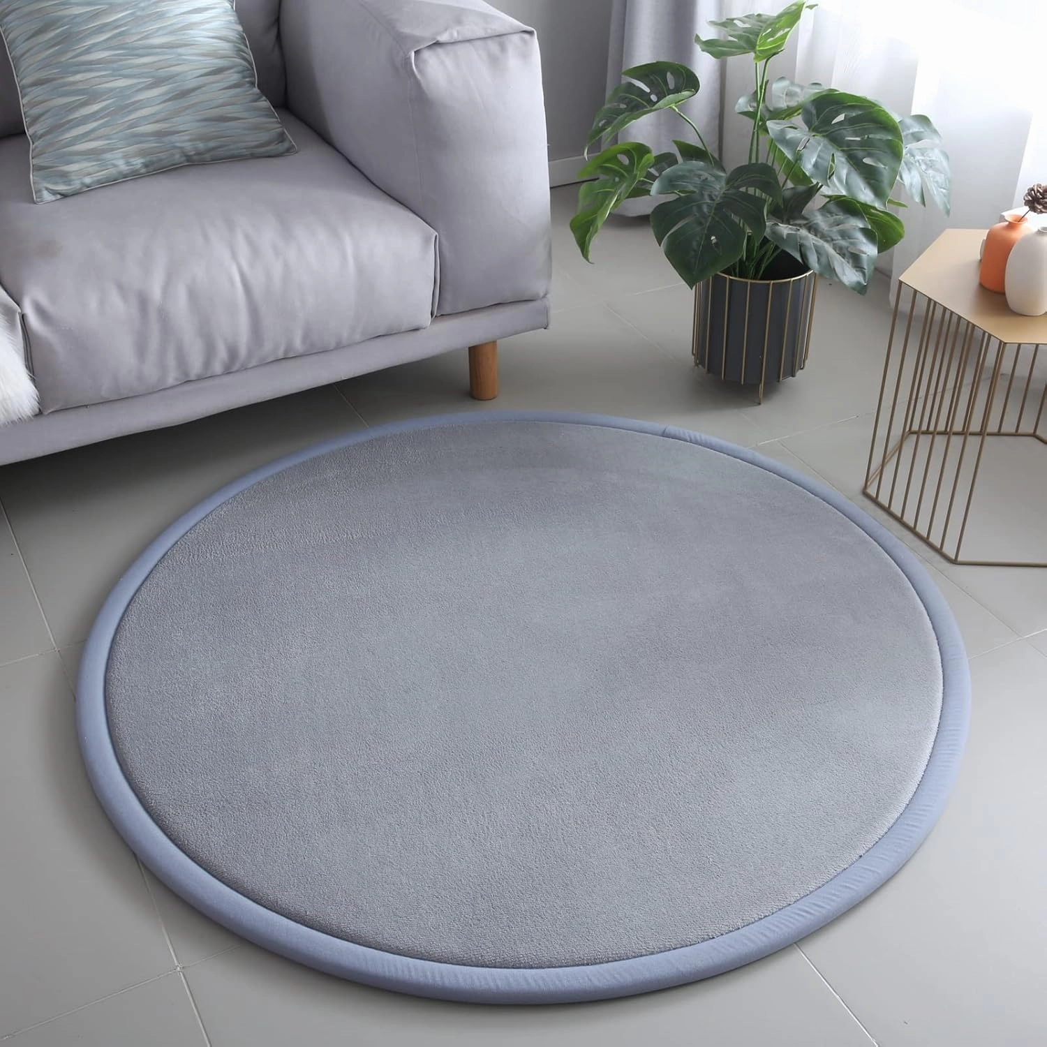 Loartee Thick Kids Round Rug - Coral Velvet Area Rugs, Memory Foam Circular Carpet for Nursery Playroom Home Decor Dormitory, Diameter 39 inch, Gray