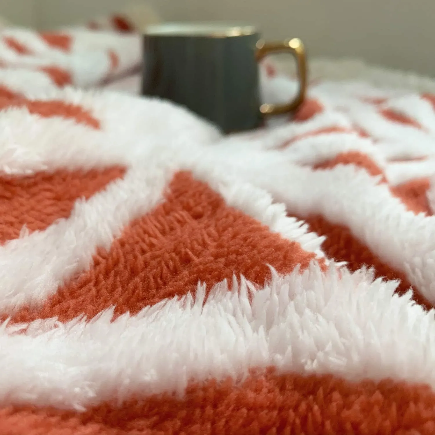 LOMAO Sherpa Fleece Blanket Fuzzy Soft Throw Blanket Dual Sided Blanket for Couch Sofa Bed (Coral, 51"x63")
