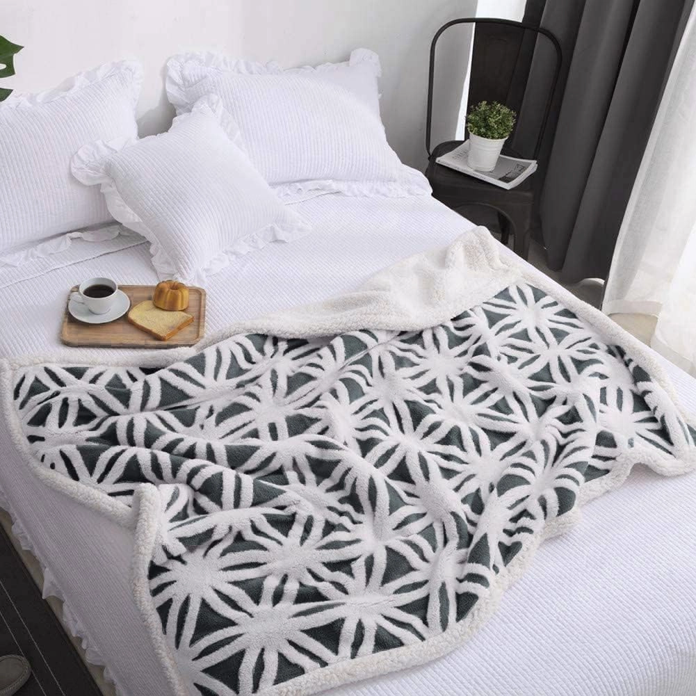 LOMAO Sherpa Fleece Blanket Fuzzy Soft Throw Blanket Dual Sided Blanket for Couch Sofa Bed (Dark Grey, 51''x63'')