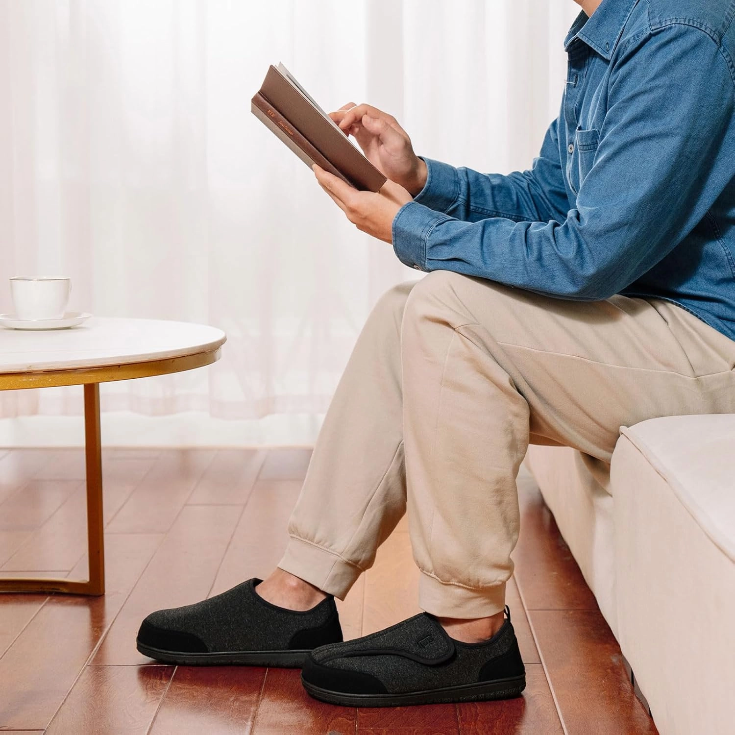 LongBay Men's Wide Slippers Adjustable Diabetic House Shoes Comfy Swollen Edema Slippers Indoor Outdoor