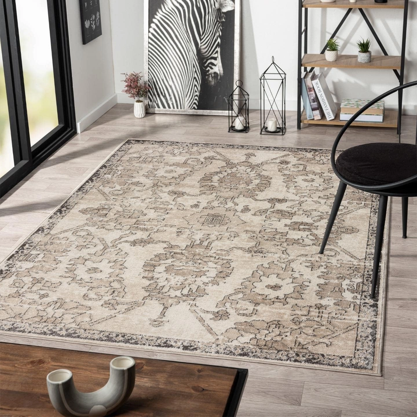 LUXE WEAVERS Oriental Floral Distressed Beige 8x10 Area Rug