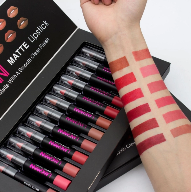Makeup 12pcs / lot matte Lipstick Waterproof