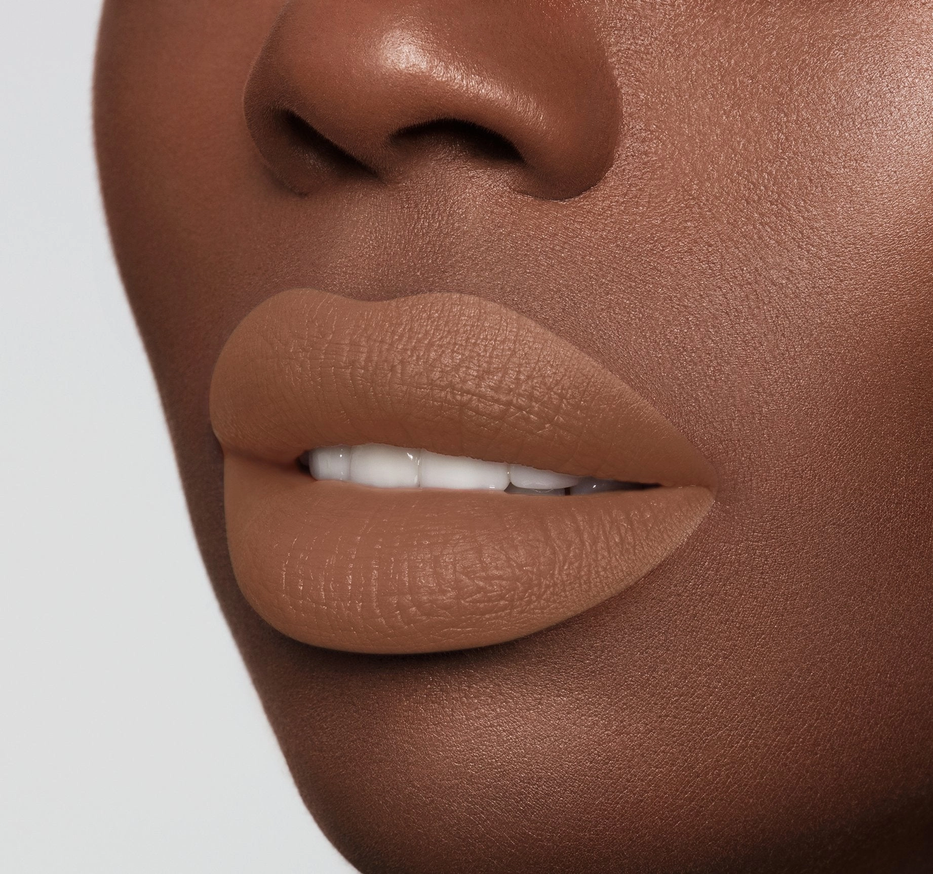 MATTE LIPSTICK - BOO