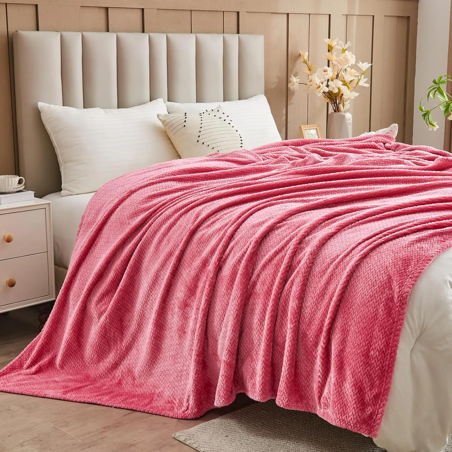 NEWCOSPLAY Super Soft Throw Blanket Coral Pink Premium Silky Flannel Fleece Leaves Pattern Lightweight Bed Blanket All Season Use (Coral Pink, Throw(50"x60"))