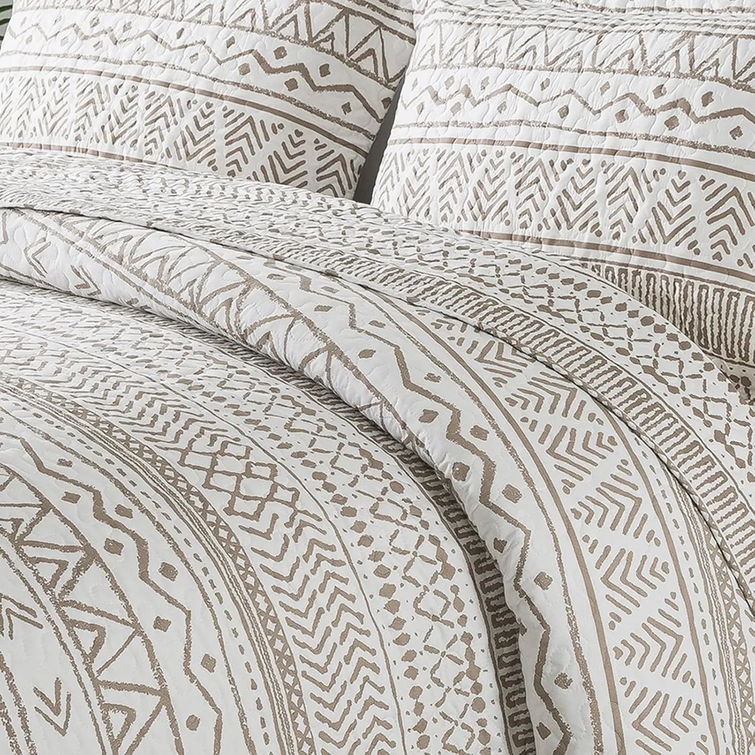 NEWLAKE Quilt Bedspread Sets-Reversible Soft Beige Striped Vintage Pattern Coverlet Set, Queen Size