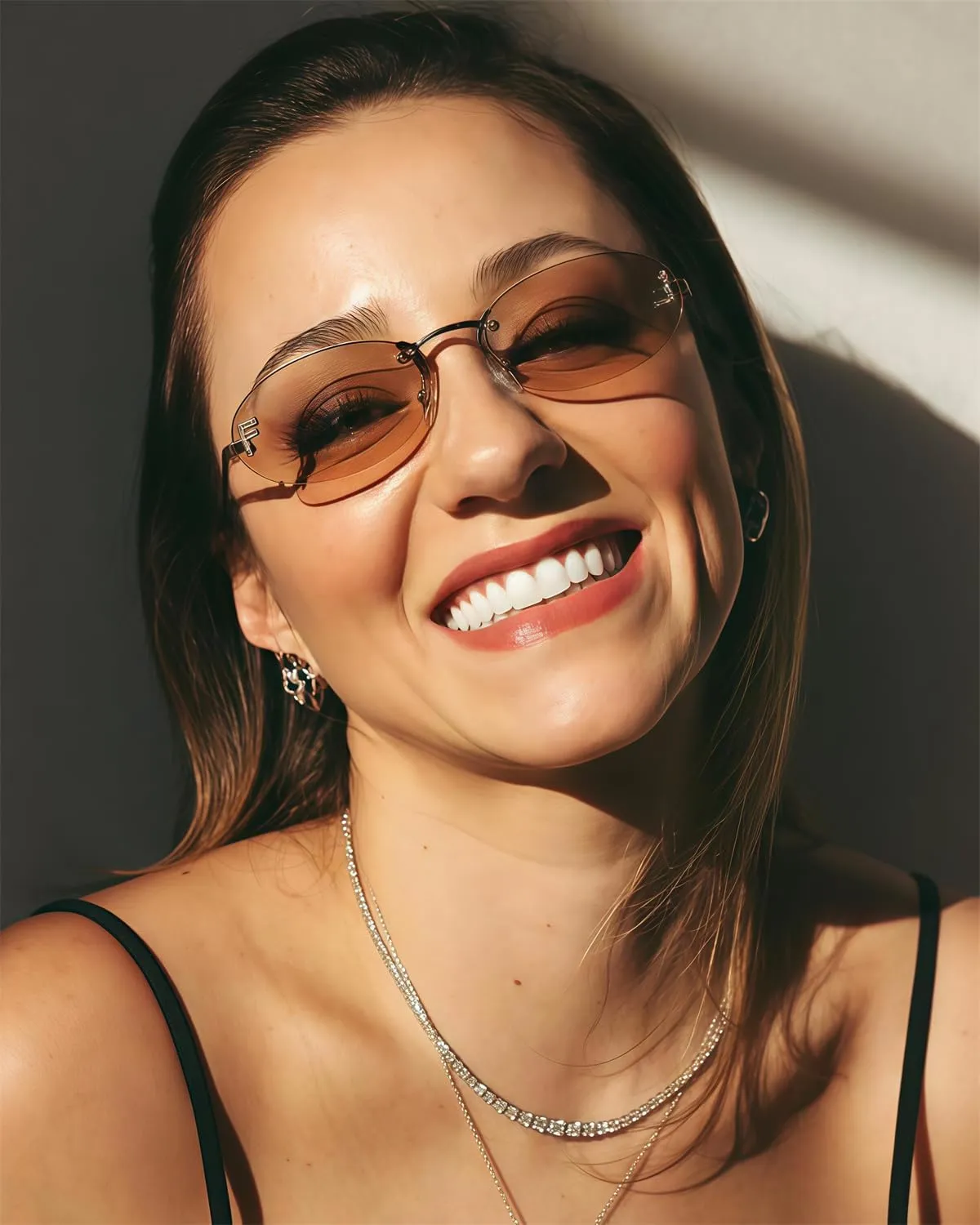 Retro Oval Y2K Sunglasses for Women Men, 2025 Trendy Chic Narrow Gold Metal 90s Sun Glasses Small Sunnies