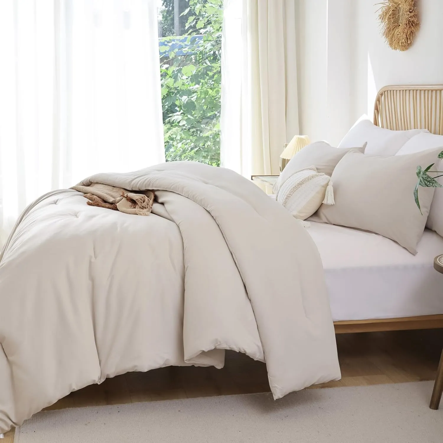 ROSGONIA King Size Comforter Set Beige, 3pcs (1 Boho Comforter & 2 Pillowcases) All Season Bedding Soft Lightweight Bedspread Cozy Blanket Quilt