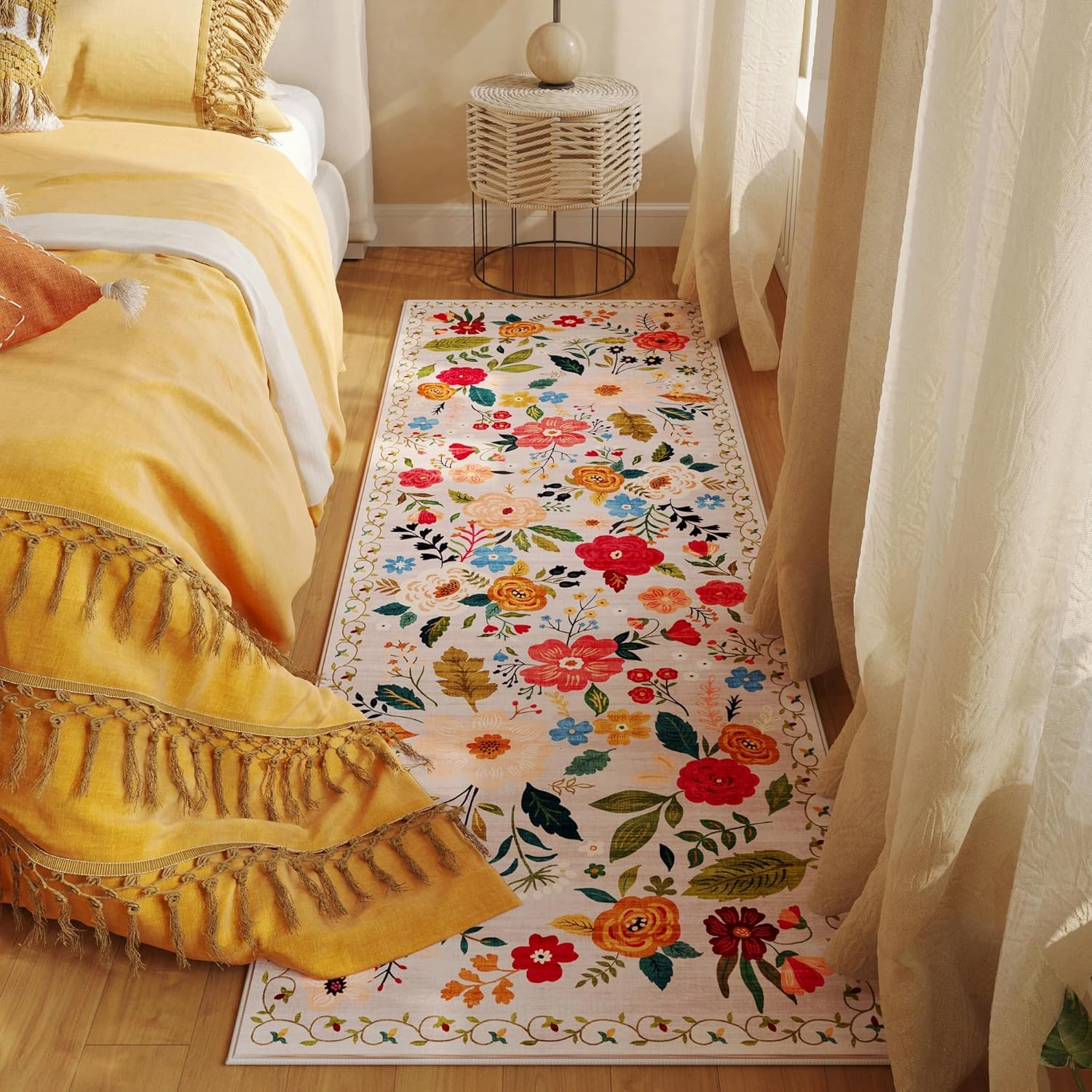 Runner Rug for Hallways Kitchen Rug Non Slip 2'x 6' Washable Rugs with Rubber Backing Soft Floral Carpet Runner for Hallways, Kitchen, Laundry, Bedroom, Bathroom(Beige)