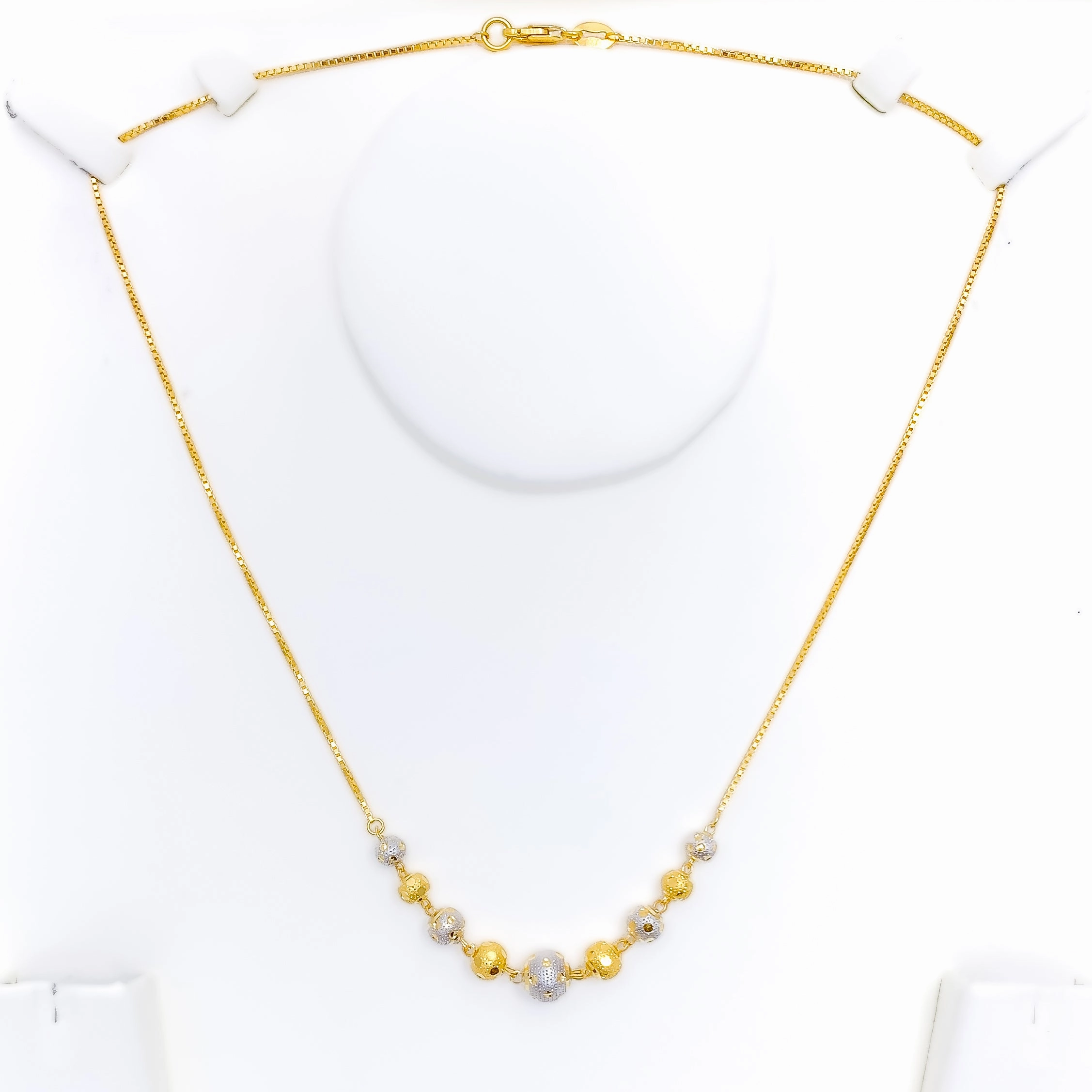 Shimmering Lovely 22k Gold Necklace