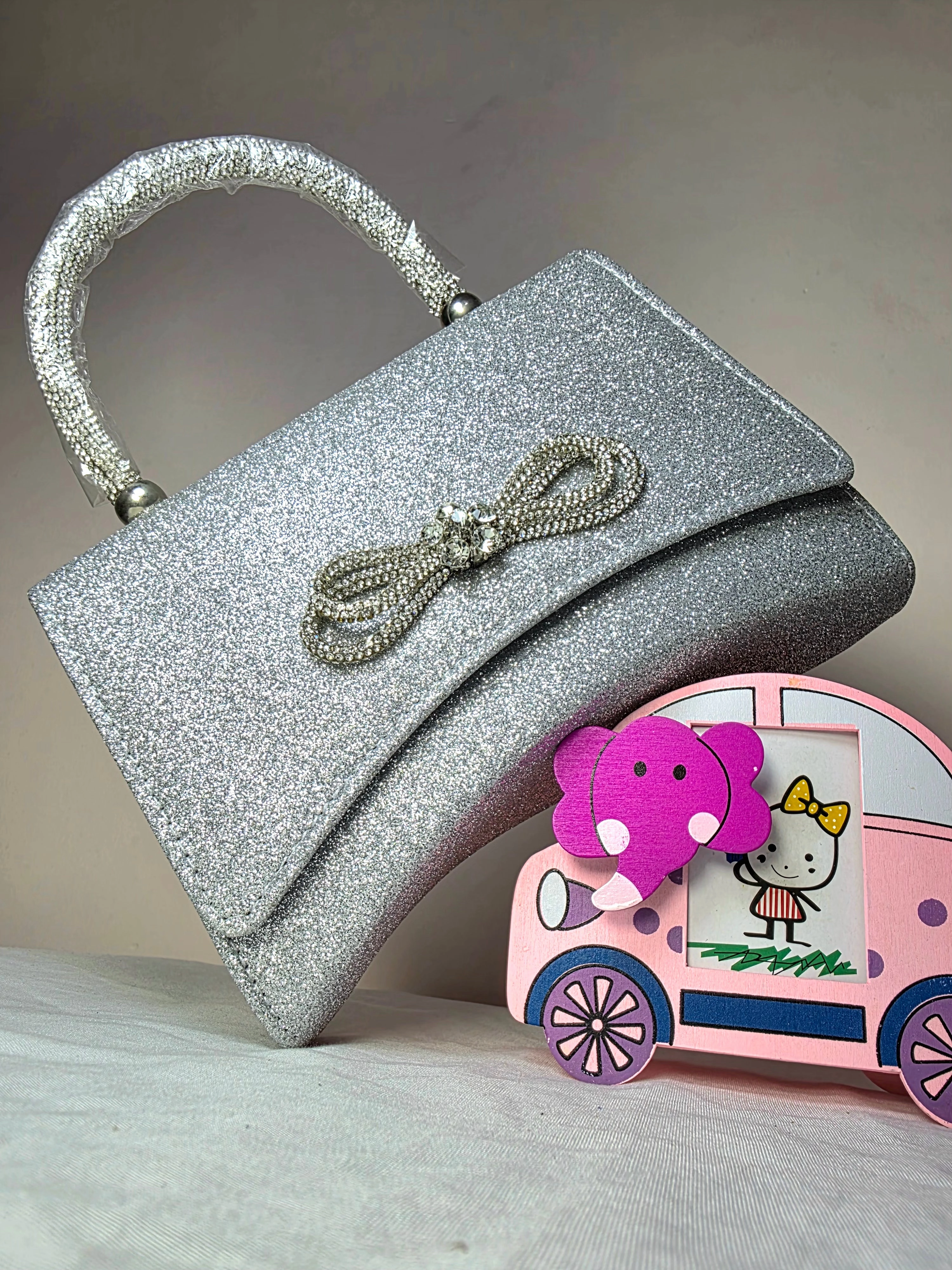 Sparkling Bow Clutch - Elegant Evening Bag