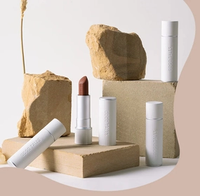 Striped Caramel Retro Deadline-driven Lipstick Velvet in Chestnut Worldwide shipping