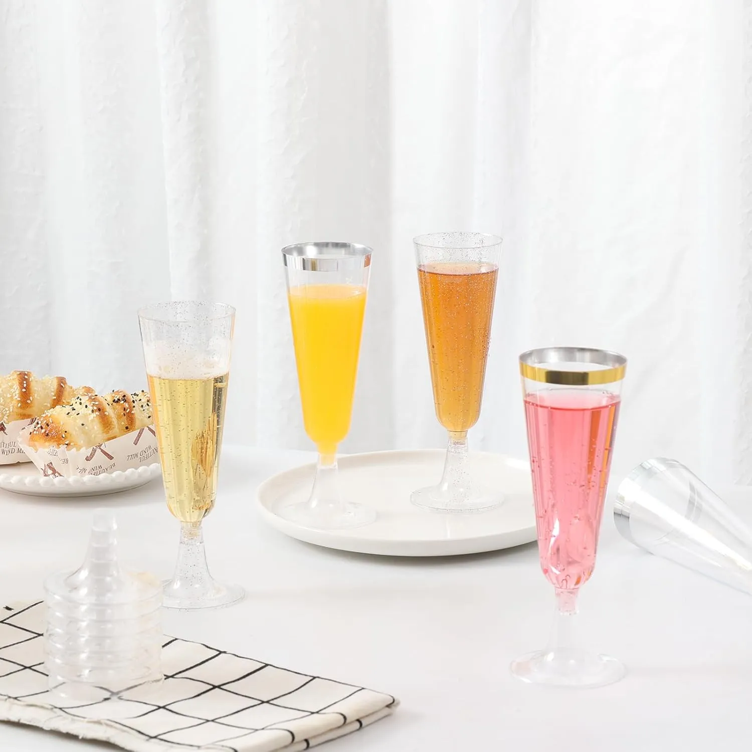 SUREHOME Champagne Flutes Plastic Champagne Glasses Disposable Mimosa Glasses 100 Pack 5.5 Oz Silver Glitter Acrylic Cocktail Cups Bulk Wedding Toasting Glasses for Engagements New Year’s Eve Party