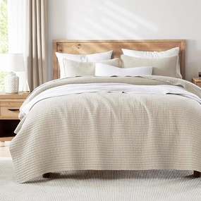 WDCOZY Beige King Size Quilt Set, Muslin Cotton Shell Down-Alt Poly Filling, Neutral Shabby Chic Rustic Farmhouse Country Bedspread, Textured Gauze Coverlet, Soft Lightweight Bedding, 2 Shams
