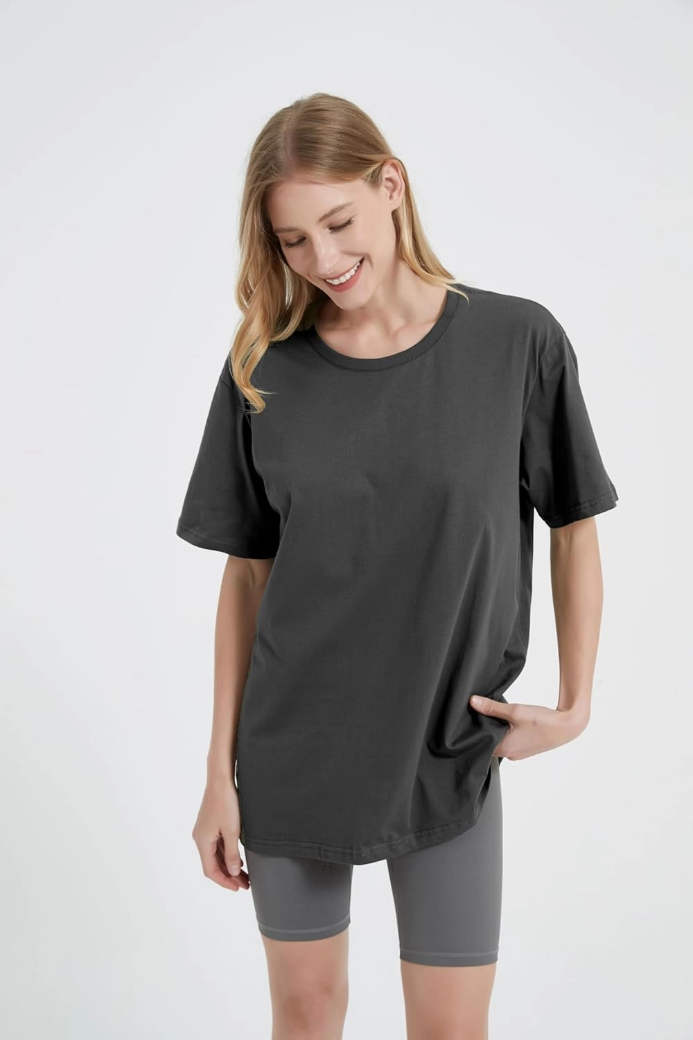 Womens Oversized Boyfriend Tee Shirts Short Sleeve Trendy Crew Neck Loose Workout Tee Casual Summer Tops Cotton