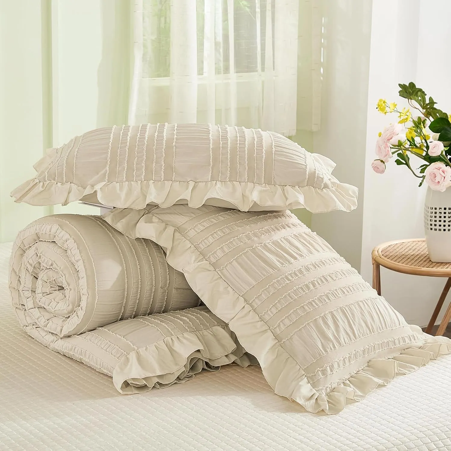 WONGS BEDDING Beige Ruffle Queen Comforter,Boho Shabby Chic Bedding for Queen Bed,Soft Seersucker Farmhouse Bedding Set with 1 Ruffled Comforter,2 Tufted Pillowcases 90"×90"