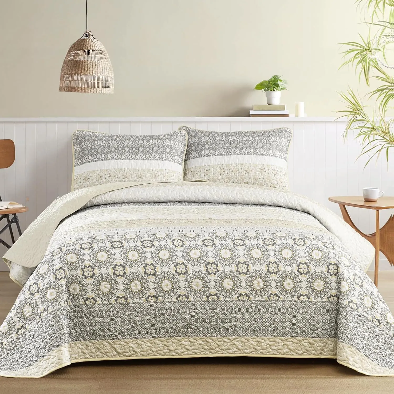WONGS BEDDING Boho Quilt Set King Size,Beige Bohemian Striped Patchwork Bedspread Set,3 Pieces Microfiber Bedding Set for All Seasons (104"×90")