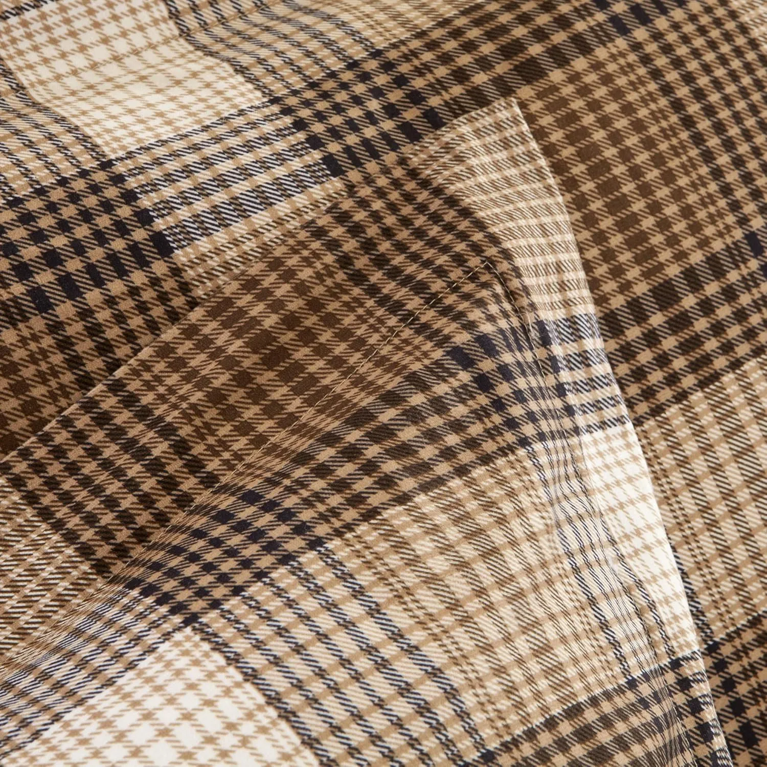 Woolrich Comforter Set, Cabin Lodge, Warm Cover for Colder Season, Modern Cottage-Inspired Down Alternative Ultra Soft Microfiber Bedding, Matching Sham, Plaid Brown King 3 Piece
