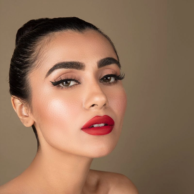 Zhoosh Creme De La Creme Lipstick