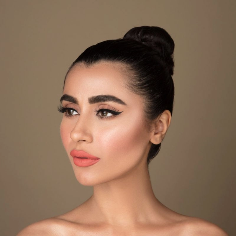 Zhoosh Creme De La Creme Lipstick