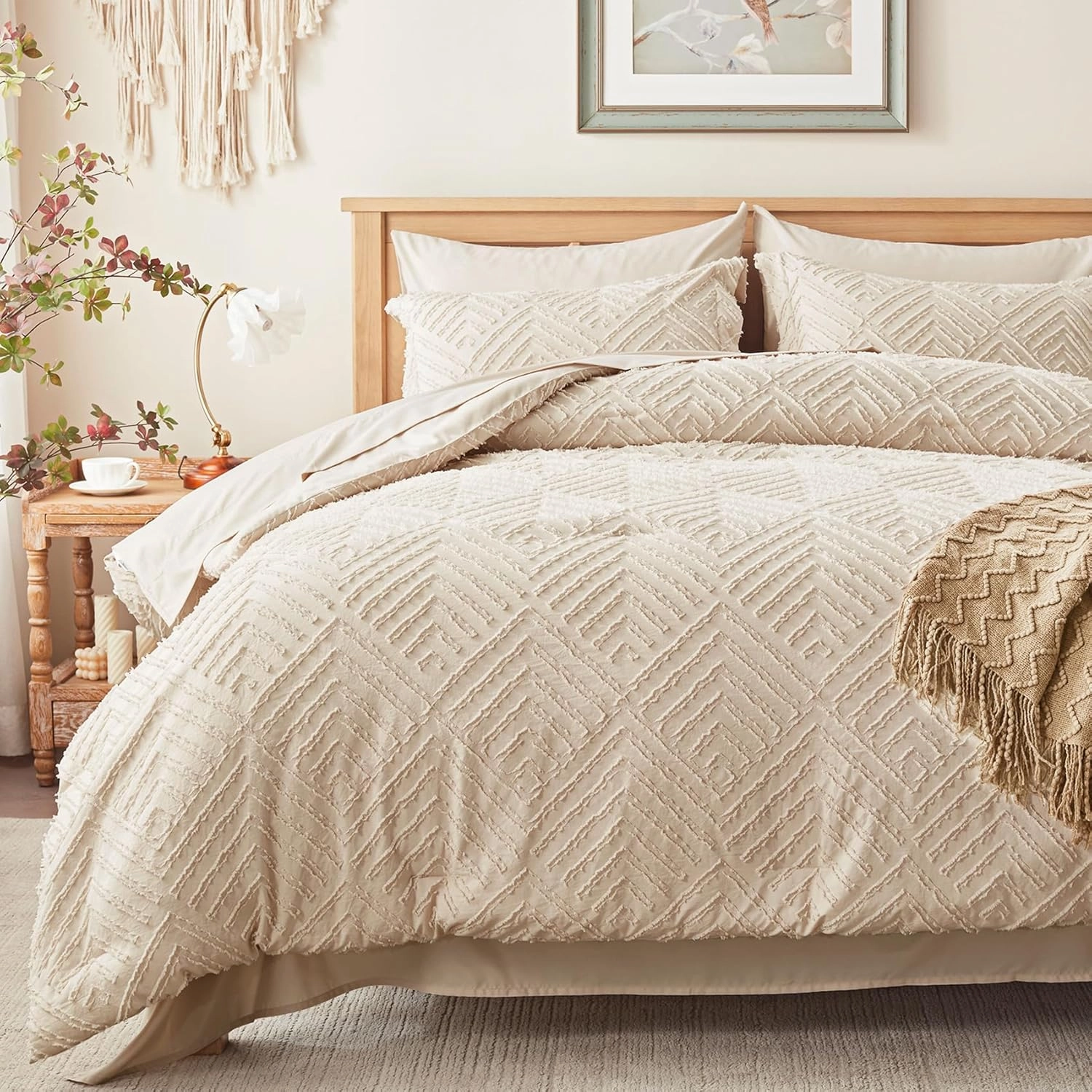Zzlpp Queen Bed Set 7 Pieces, Beige Tufted Comforter Set with Sheets, All Season Boho Bed in a Bag with 1 Comforter, 2 Pillow Shams, 2 Pillowcases, 1 Flat Sheet, 1 Fitted Sheet