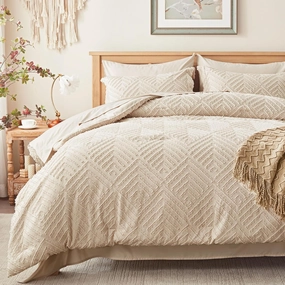 Zzlpp Queen Bed Set 7 Pieces, Beige Tufted Comforter Set with Sheets, All Season Boho Bed in a Bag with 1 Comforter, 2 Pillow Shams, 2 Pillowcases, 1 Flat Sheet, 1 Fitted Sheet